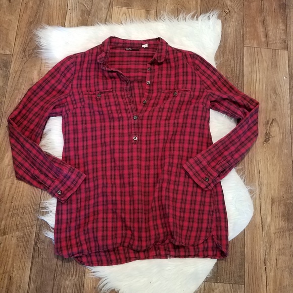 Urban Outfitters Tops - BDG Urban Outfitters Red Plaid 1/2 Button Down